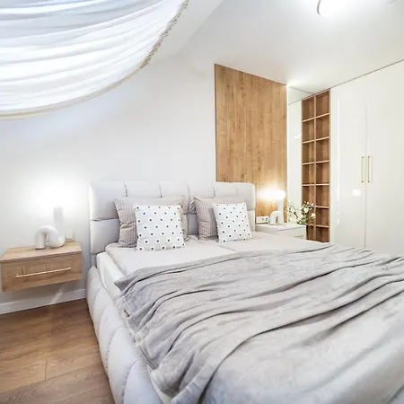 Luxury Ap - - Breakfast - Bbq - Free Parking Lejlighed *